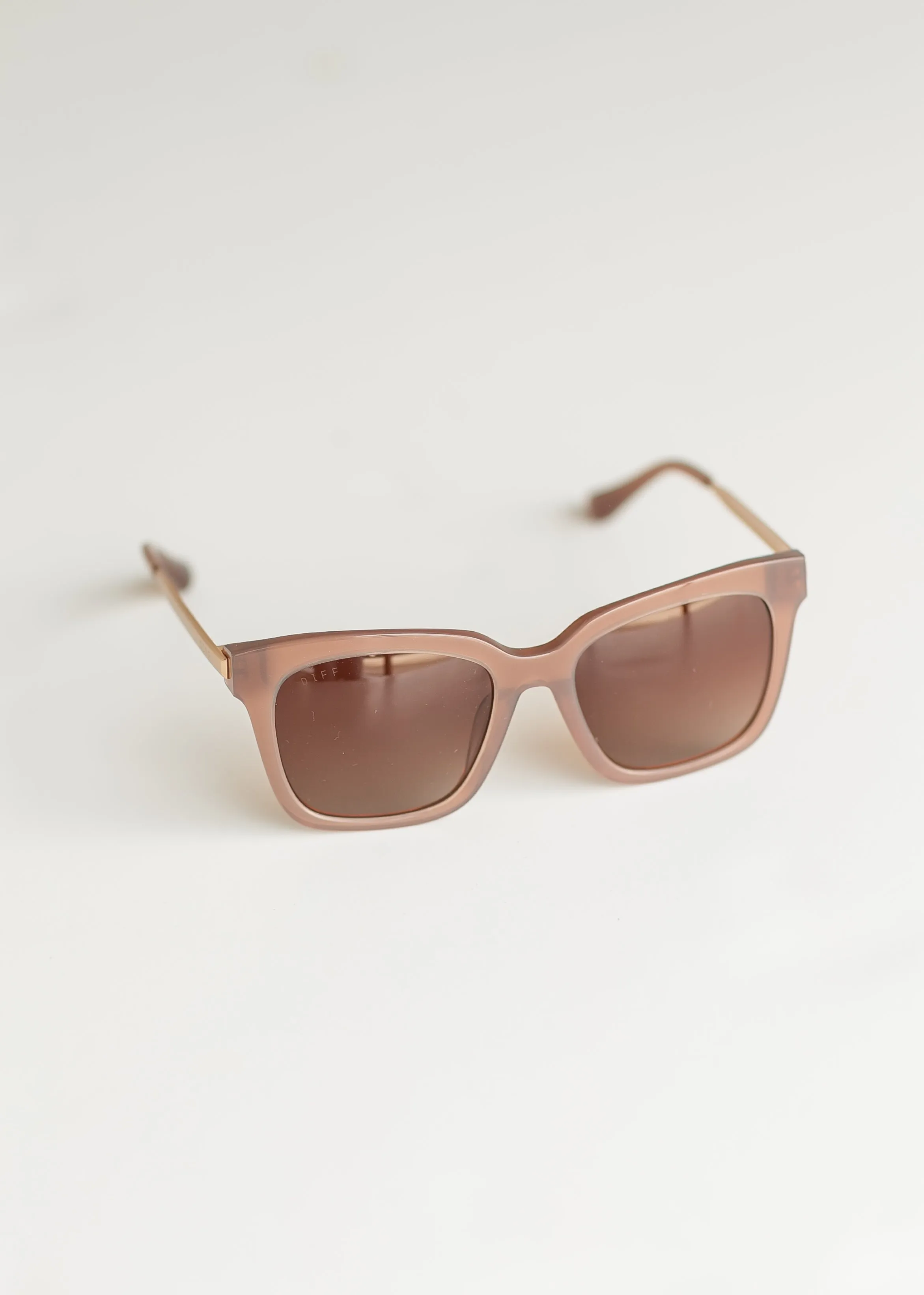 Bella Brown Gradient Polarized Sunglasses