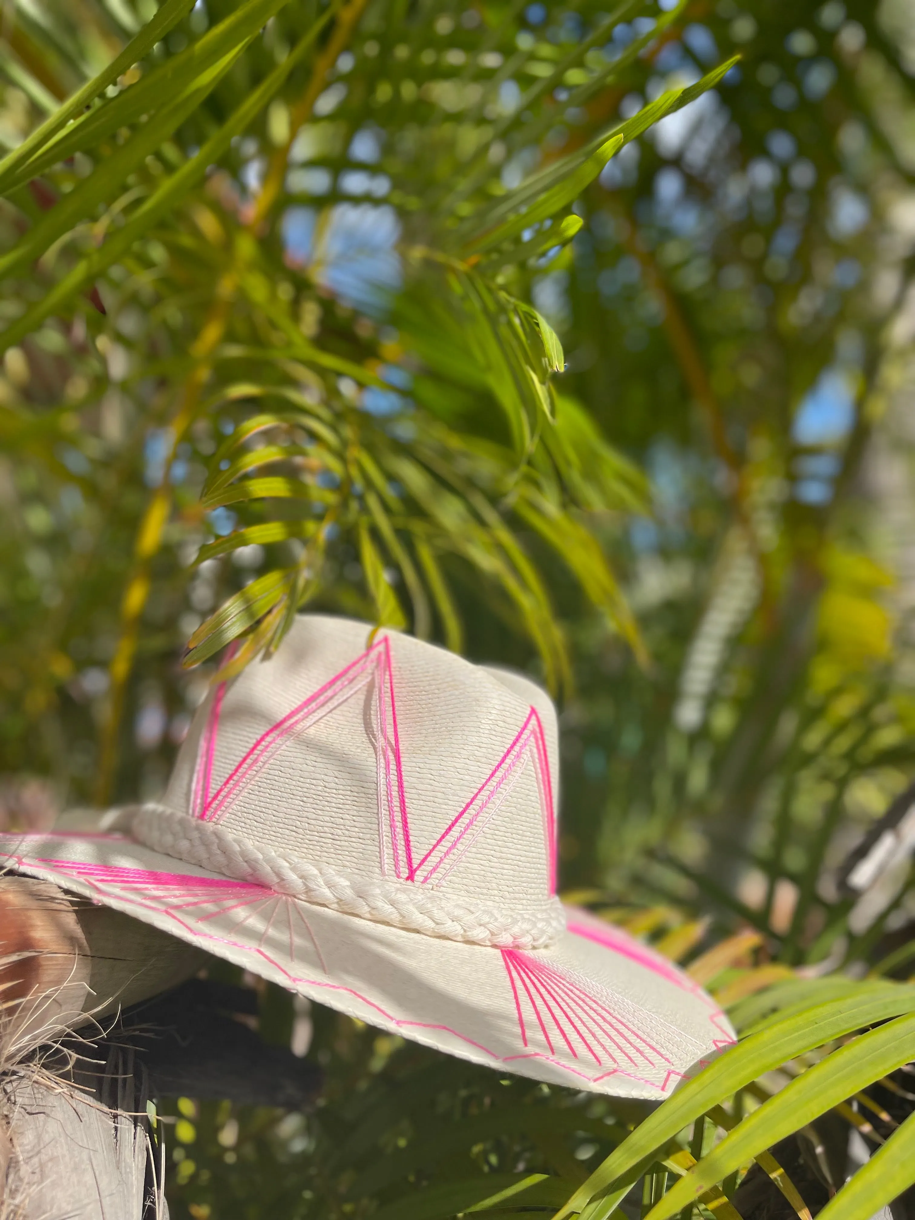 Exclusive Hot Pink Isabelle Hat by Corazon Playero